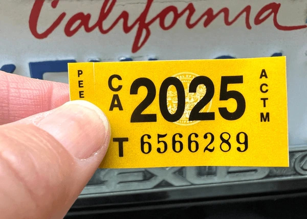 California Certificate of Title document showing title transfer services